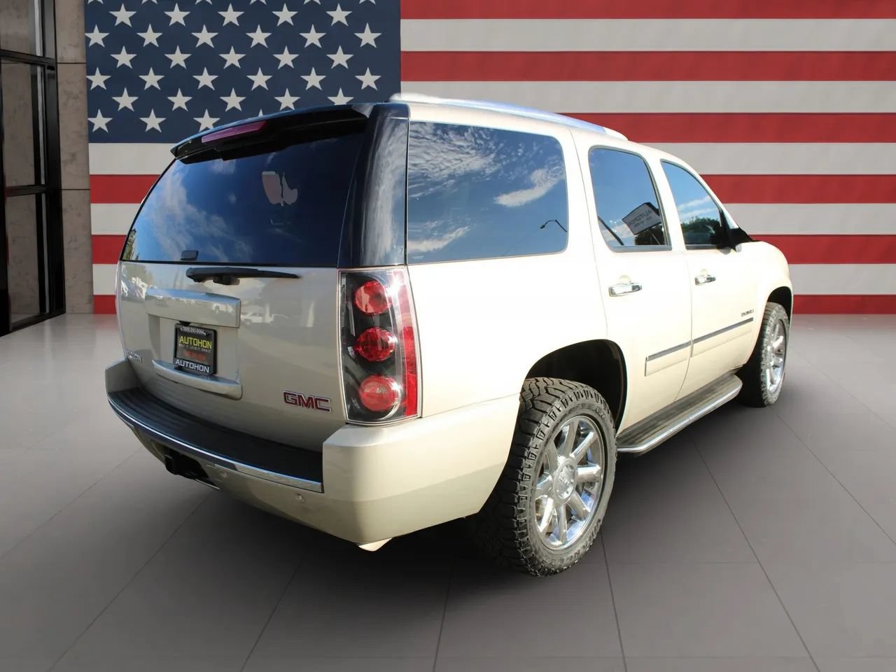 Used 2013 GMC Yukon Denali AWD/4WD image 41