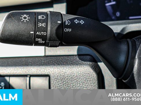 Used 2024 Toyota Tacoma TRD Off-Road image 29