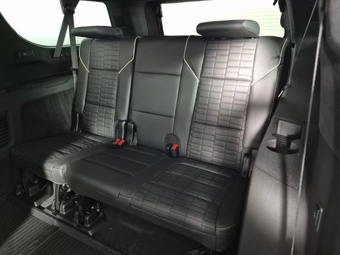 New 2026 Cadillac Escalade ESV Platinum Sport w/ LPO, ONYX Package AWD/4WD image 30