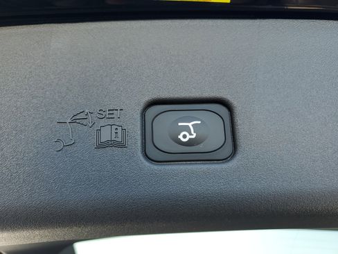 New 2026 Lincoln Nautilus Reserve image 34