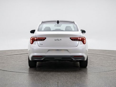 Used 2025 Kia K4 FWD image 7