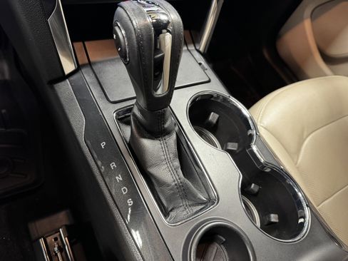 Used 2018 Ford Explorer Limited w/ Equipment Group 301A image 41