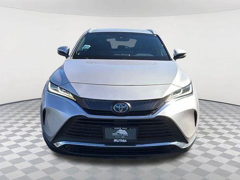 Used 2021 Toyota Venza XLE w/ Carpet Mat Package (TMS) AWD/4WD image 2