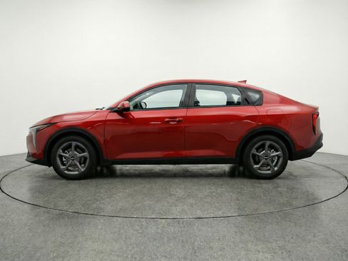 Used 2025 Kia K4 LXS image 5