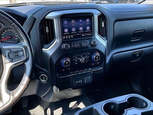 Used 2021 Chevrolet Silverado 1500 LT AWD/4WD image 6