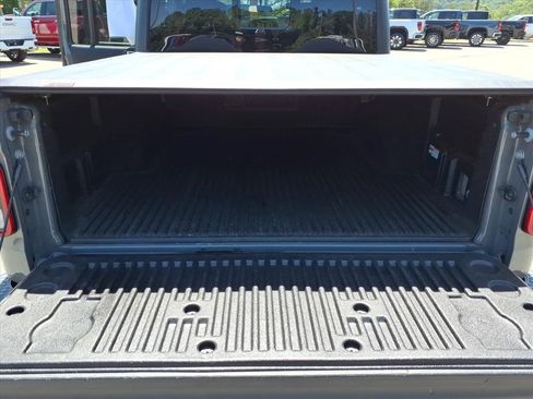 Used 2023 Jeep Gladiator Sport AWD/4WD image 14