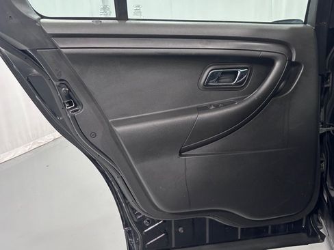 Used 2017 Ford Taurus Police Interceptor AWD image 24