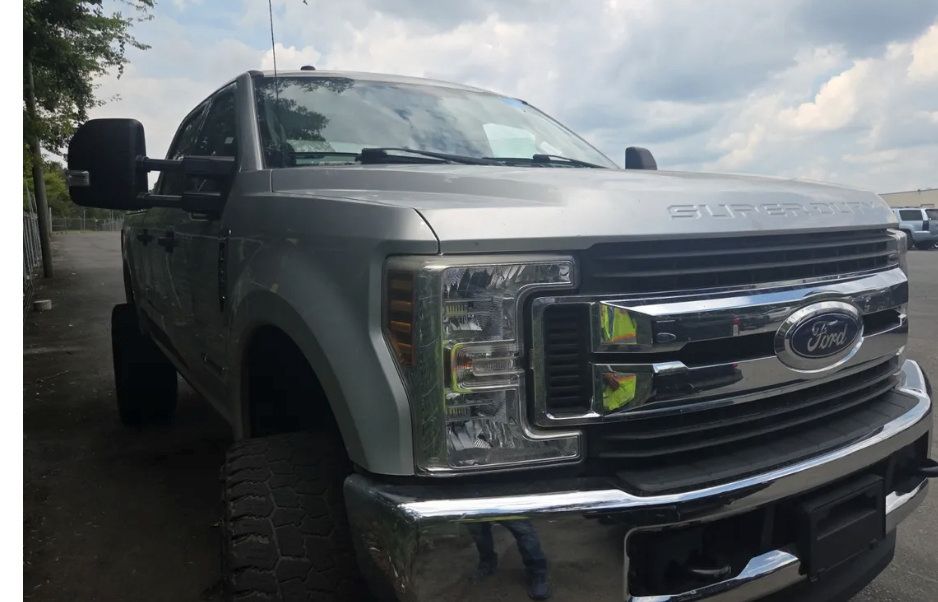 Used 2019 Ford F250 XLT AWD/4WD image 11