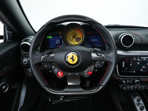 Certified 2023 Ferrari Portofino M image 6