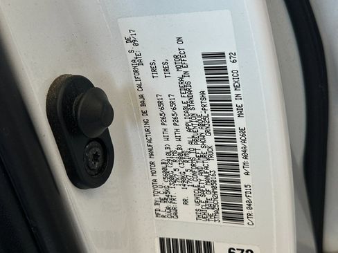 Used 2017 Toyota Tacoma TRD Sport w/ Tow Package image 27