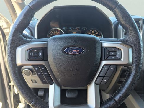 Used 2016 Ford F150 Lariat w/ Equipment Group 501A Mid image 28