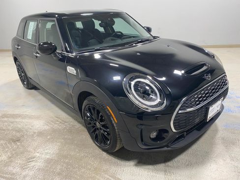 Certified 2023 MINI Cooper Clubman S image 4
