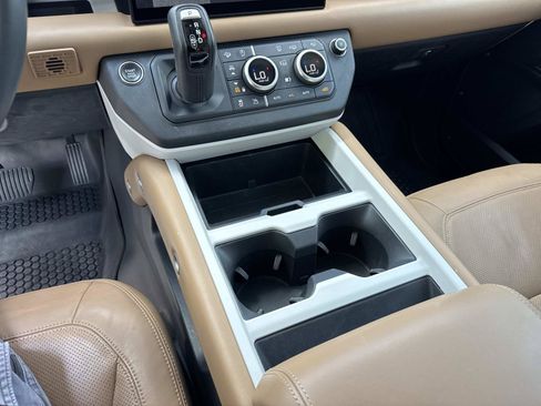 Certified 2025 Land Rover Defender 110 S AWD/4WD image 26