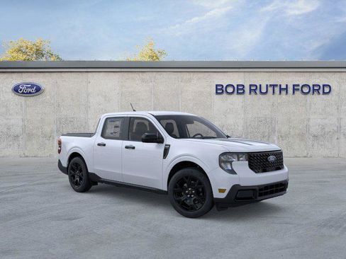 New 2026 Ford Maverick XLT w/ Equipment Group 301A AWD/4WD image 7