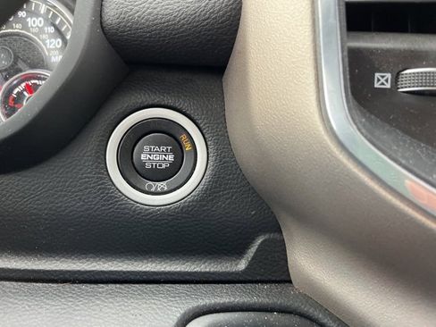 Used 2020 RAM 3500 Laramie image 31