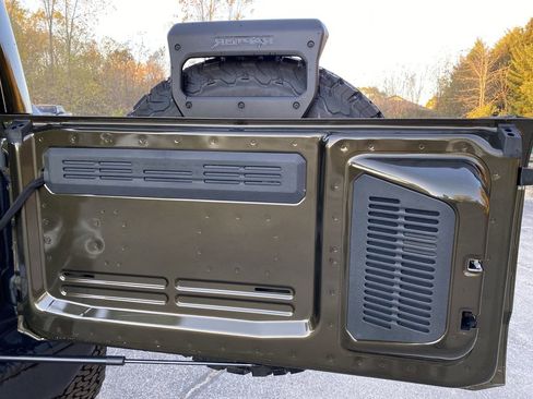 New 2025 Ford Bronco Raptor image 18