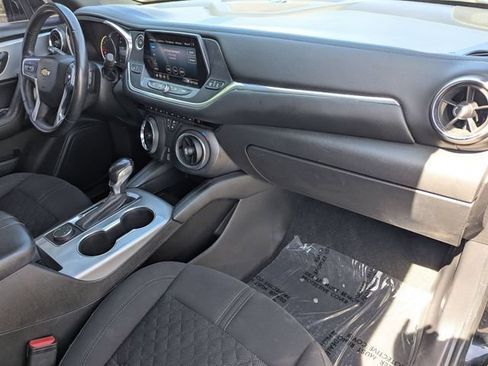Used 2020 Chevrolet Blazer LT AWD/4WD image 31