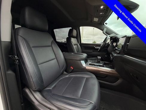 Used 2022 Chevrolet Silverado 1500 RST w/ Texas Edition Plus RWD image 18