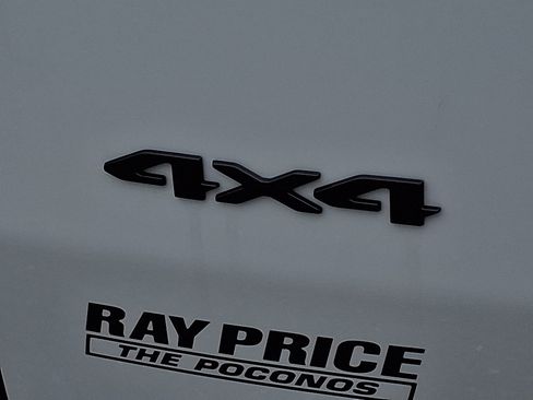 New 2026 Jeep Cherokee Overland w/ Advanced Pro Tech Group AWD/4WD image 22
