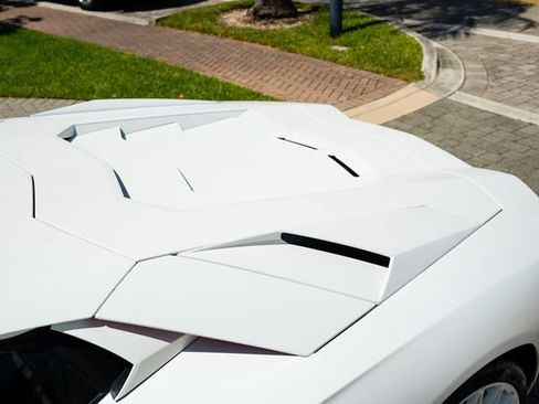 Used 2018 Lamborghini Aventador S AWD/4WD image 43