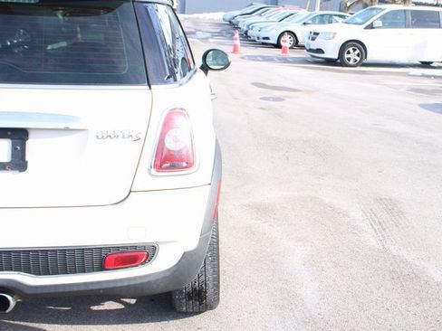 Used 2010 MINI Cooper S image 31