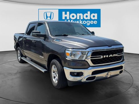 Used 2023 RAM 1500 Big Horn AWD/4WD image 3