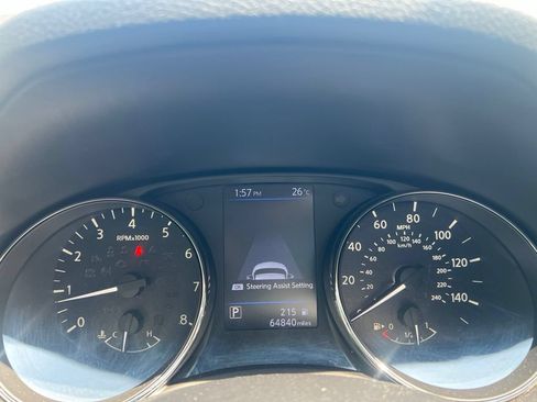Used 2020 Nissan Rogue SV AWD/4WD image 11