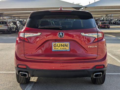 Certified 2023 Acura RDX FWD w/ Technology Package image 5