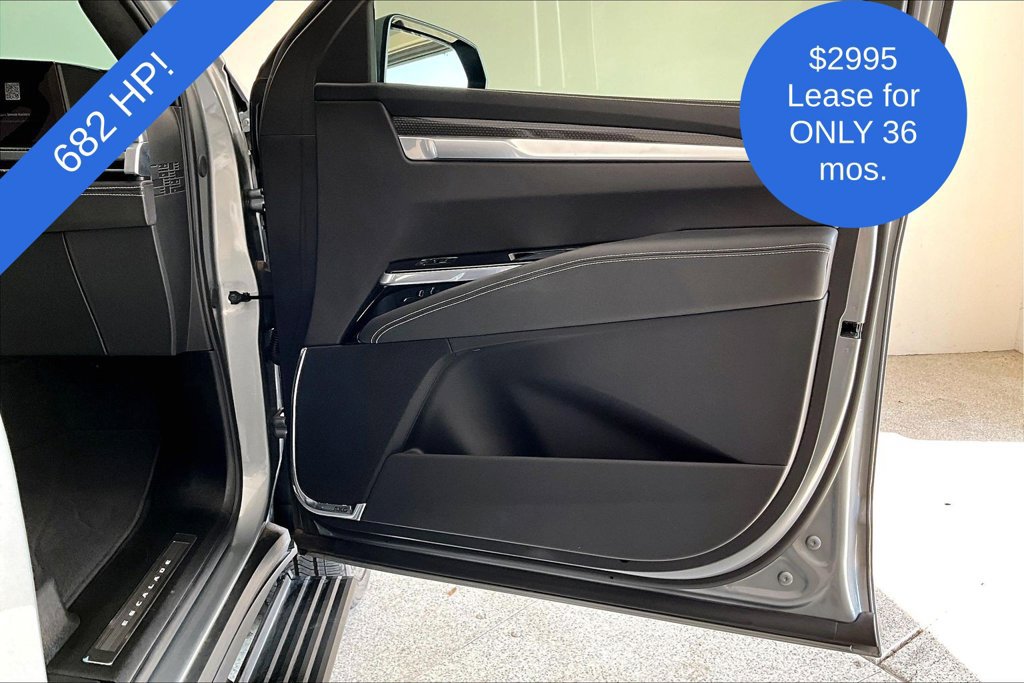 Used 2025 Cadillac Escalade ESV V AWD/4WD image 23