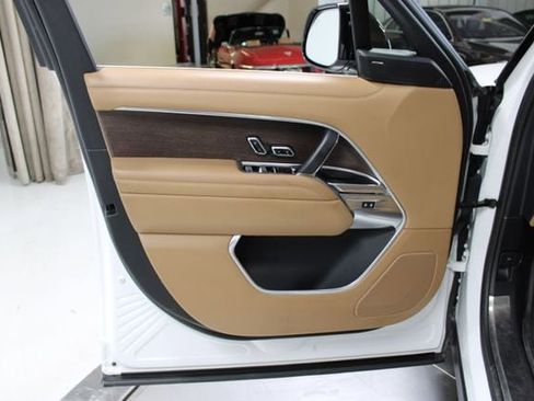 Used 2023 Land Rover Range Rover SE AWD/4WD image 38