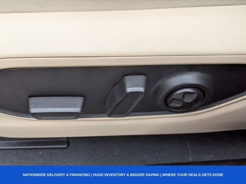 Used 2023 Jeep Grand Cherokee 4WD 4xe w/ Luxury Tech Group II image 23