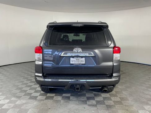 Used 2010 Toyota 4Runner SR5 AWD/4WD image 17