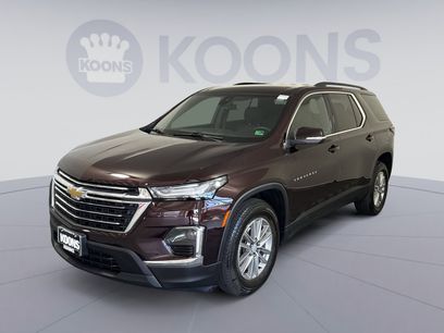 Used 2023 Chevrolet Traverse LT