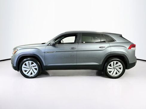 Used 2023 Volkswagen Atlas Cross Sport SE FWD image 8