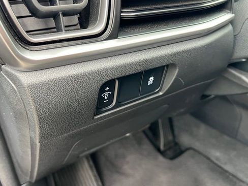 Certified 2024 Kia Sorento S image 15