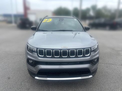 Used 2023 Jeep Compass Limited w/ Sun and Sound Group AWD/4WD image 12