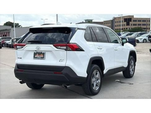 Certified 2025 Toyota RAV4 XLE AWD/4WD image 5