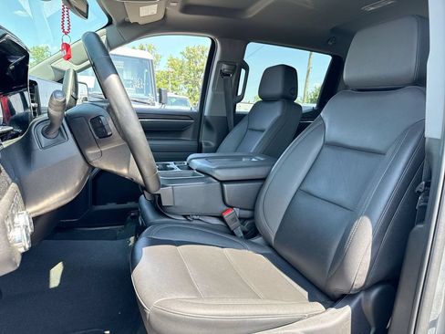 Certified 2025 GMC Sierra 1500 SLT AWD/4WD image 11