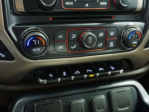 Used 2016 GMC Sierra 1500 Denali w/ Enhanced Driver Alert Package image 28