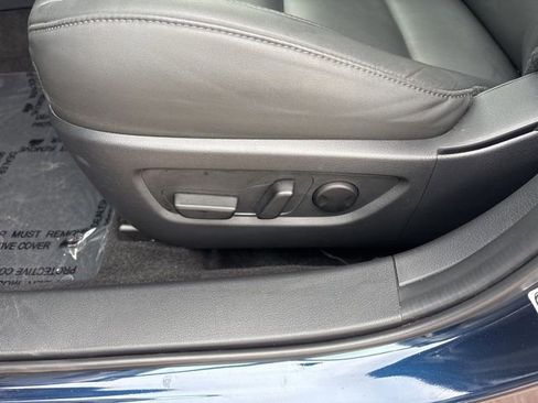 Used 2024 MAZDA CX-30 AWD 2.5 S w/ Preferred Package image 6