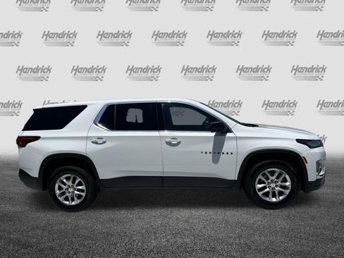 Used 2022 Chevrolet Traverse LS FWD image 11