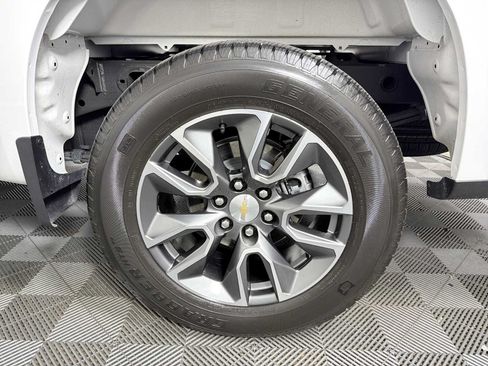 Used 2025 Chevrolet Silverado 1500 LT w/ All Star Edition Plus RWD image 17