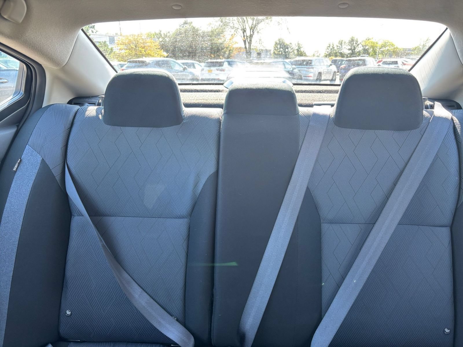 Used 2025 Nissan Versa SV FWD image 35