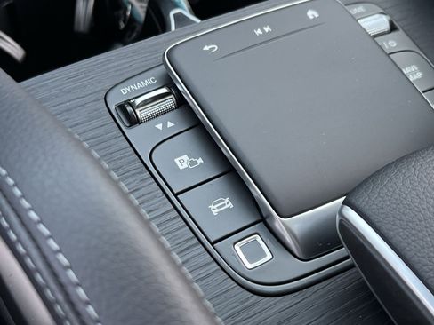 New 2026 Mercedes-Benz GLE 450 4MATIC image 32