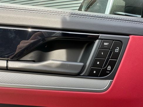 Used 2026 Porsche Cayenne S image 16