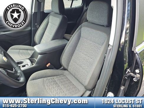 Used 2023 Chevrolet Equinox LT w/ Driver Convenience Package image 10