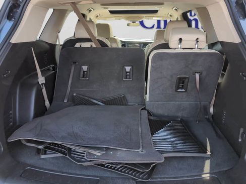 Used 2019 Buick Enclave Essence AWD/4WD image 4