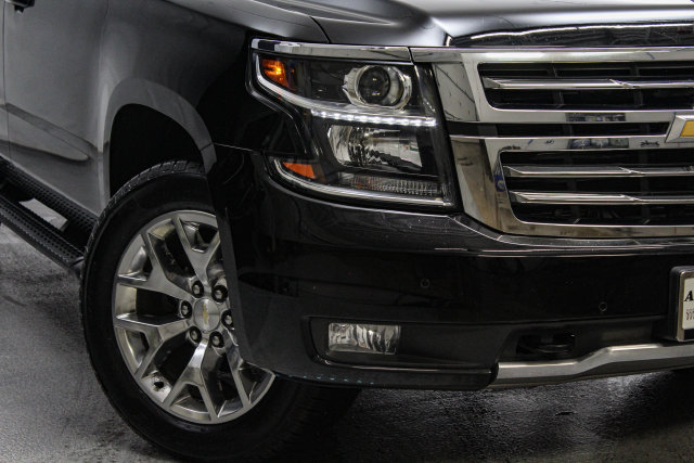 Used 2018 Chevrolet Suburban LT w/ Off-Road Package AWD/4WD image 3
