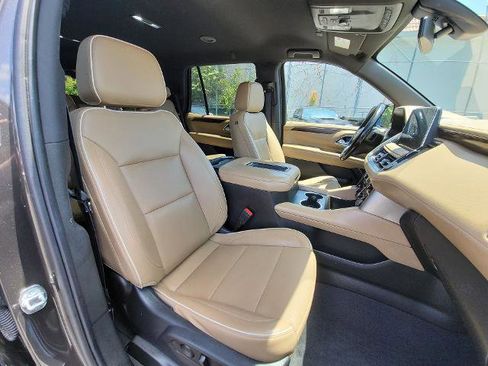 Used 2021 Chevrolet Tahoe Premier AWD/4WD image 27