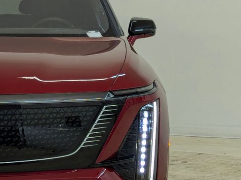 New 2026 Cadillac Vistiq Sport image 11